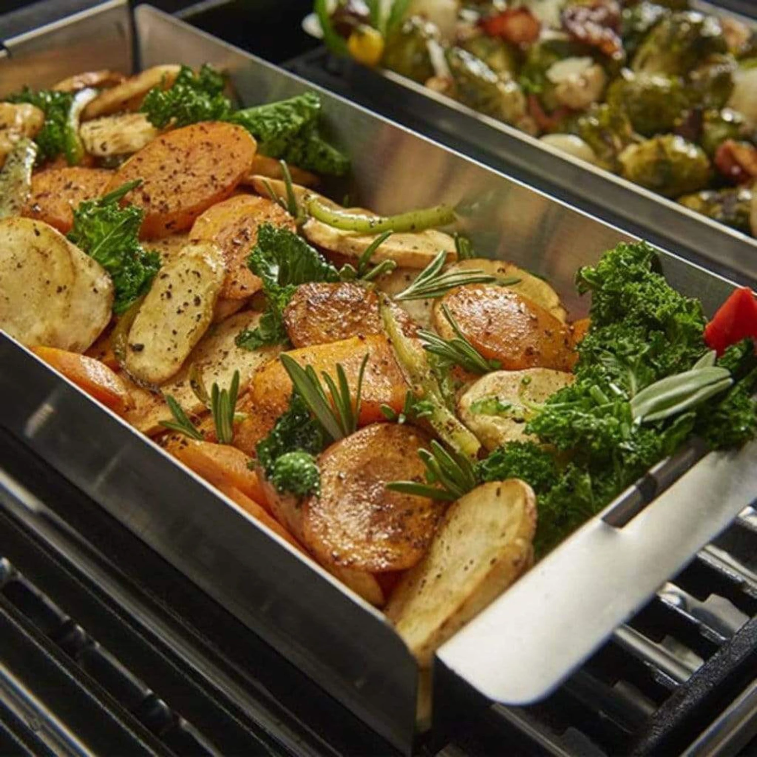 Broil King 14" Stainless Steel Narrow Wok Grill Topper - Image 3