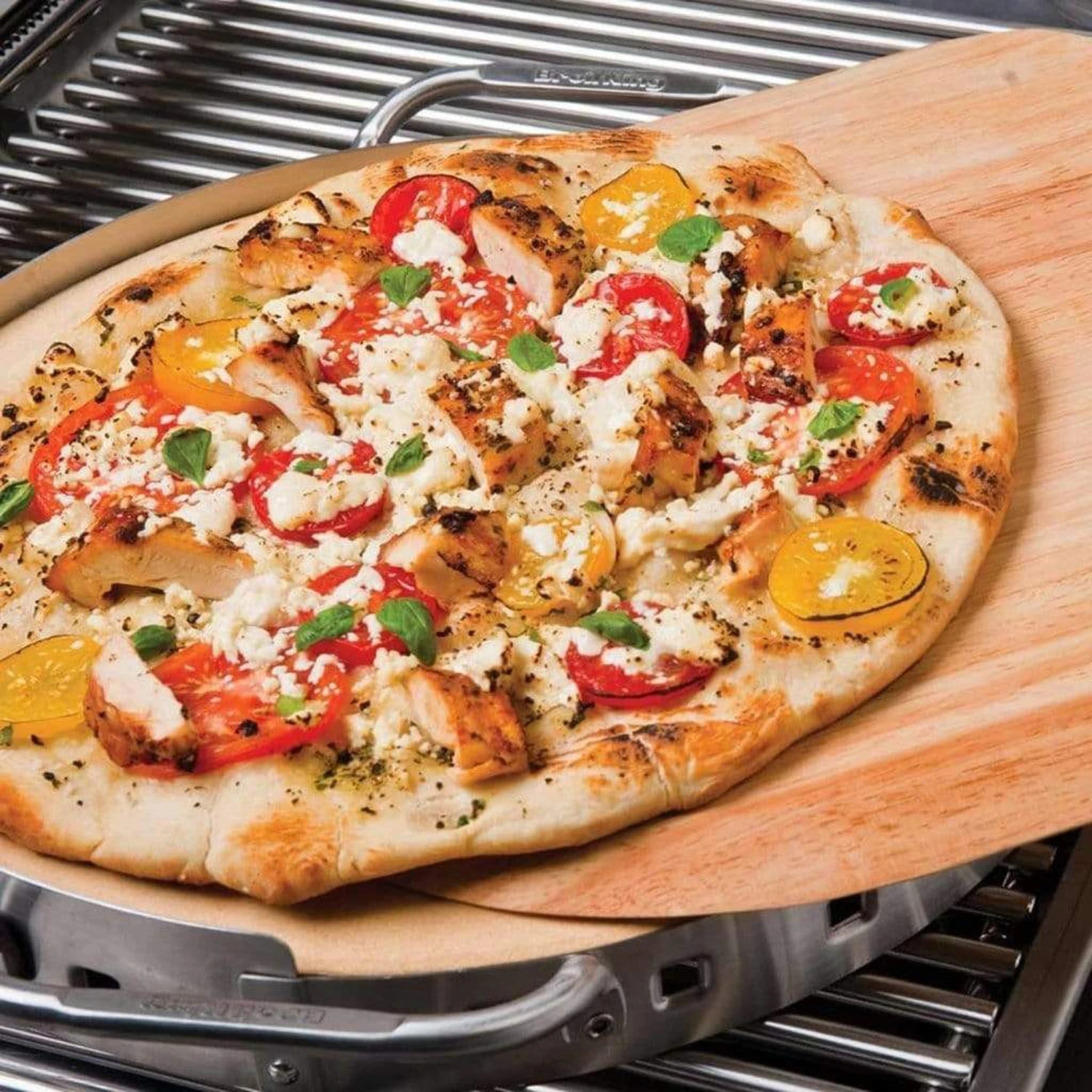 Broil King 15" Imperial Pizza Stone Grill Set - Image 3