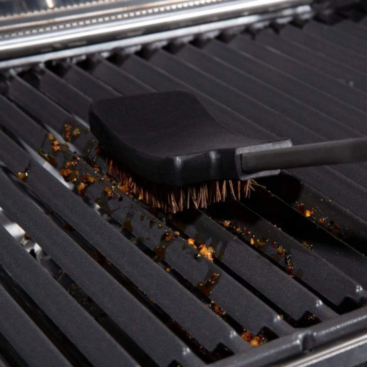 Broil King 20" Palmyra Baron Grill Brush - Image 5