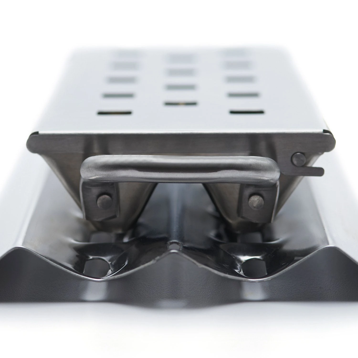 Broil King 60190 Imperial Smoker Box - Image 5