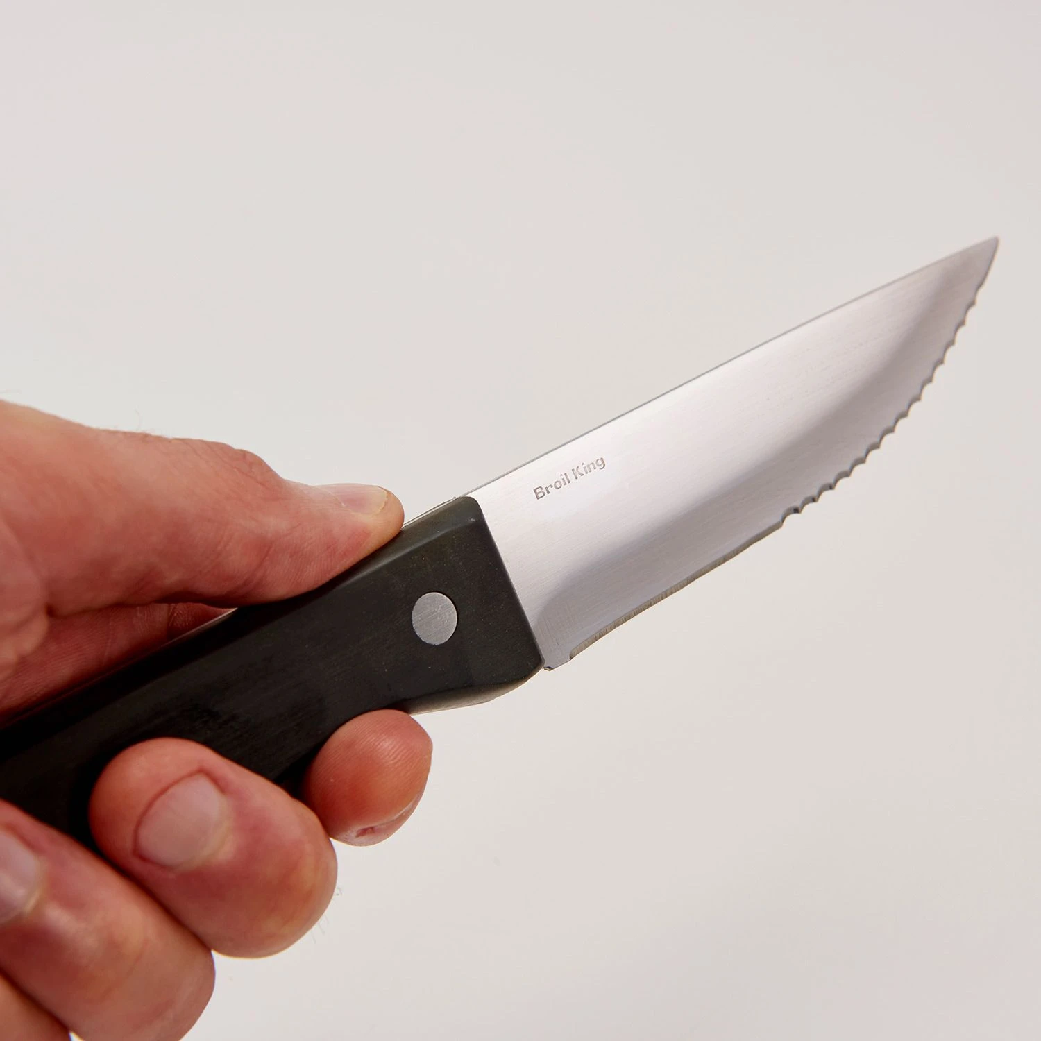 Broil King 64935 Steak Knife Set - Image 3