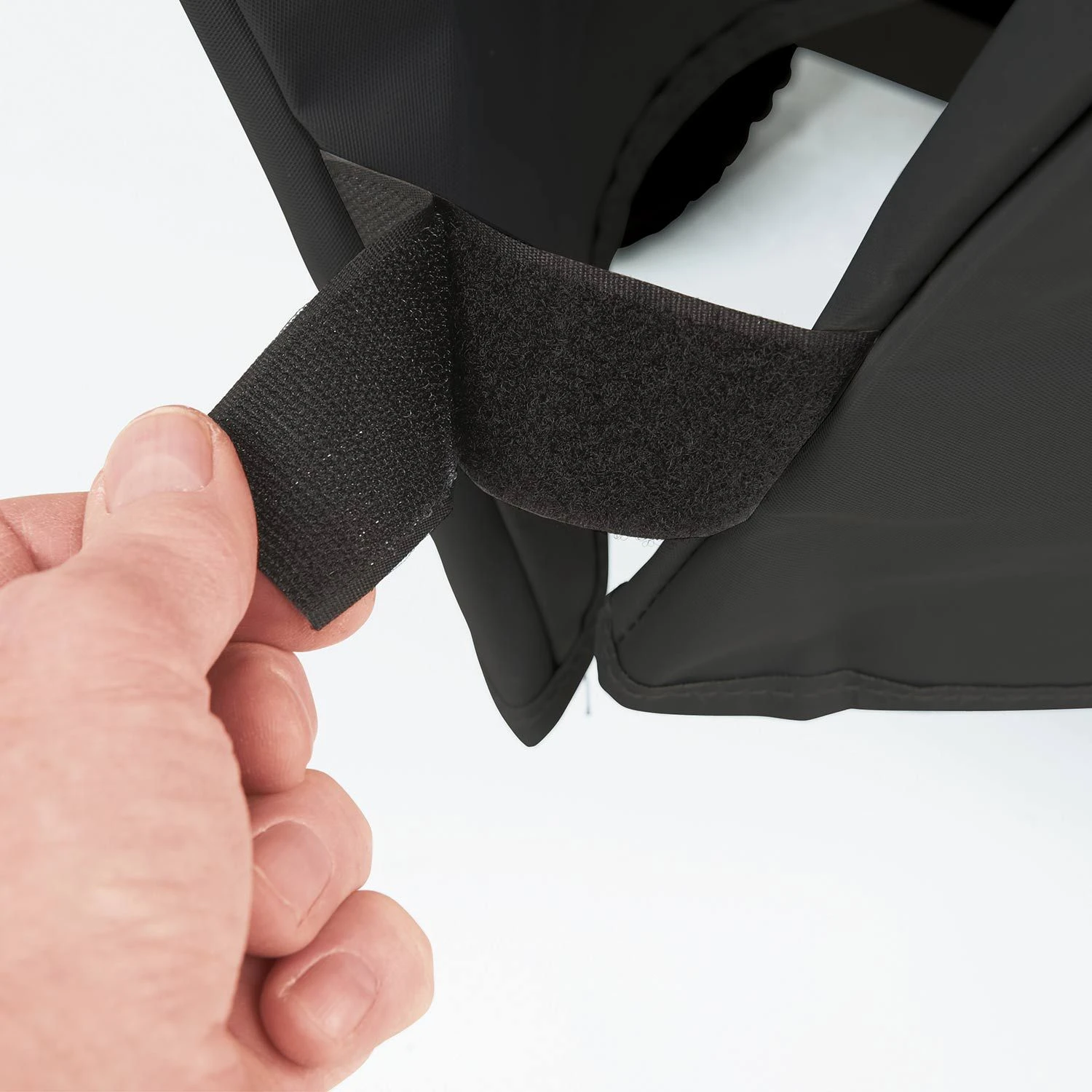 Broil King 67487 58-Inch Select Grill Cover For Baron 400, Signet 70/90/320, Sovereign 20/70/90 Grills - Image 6