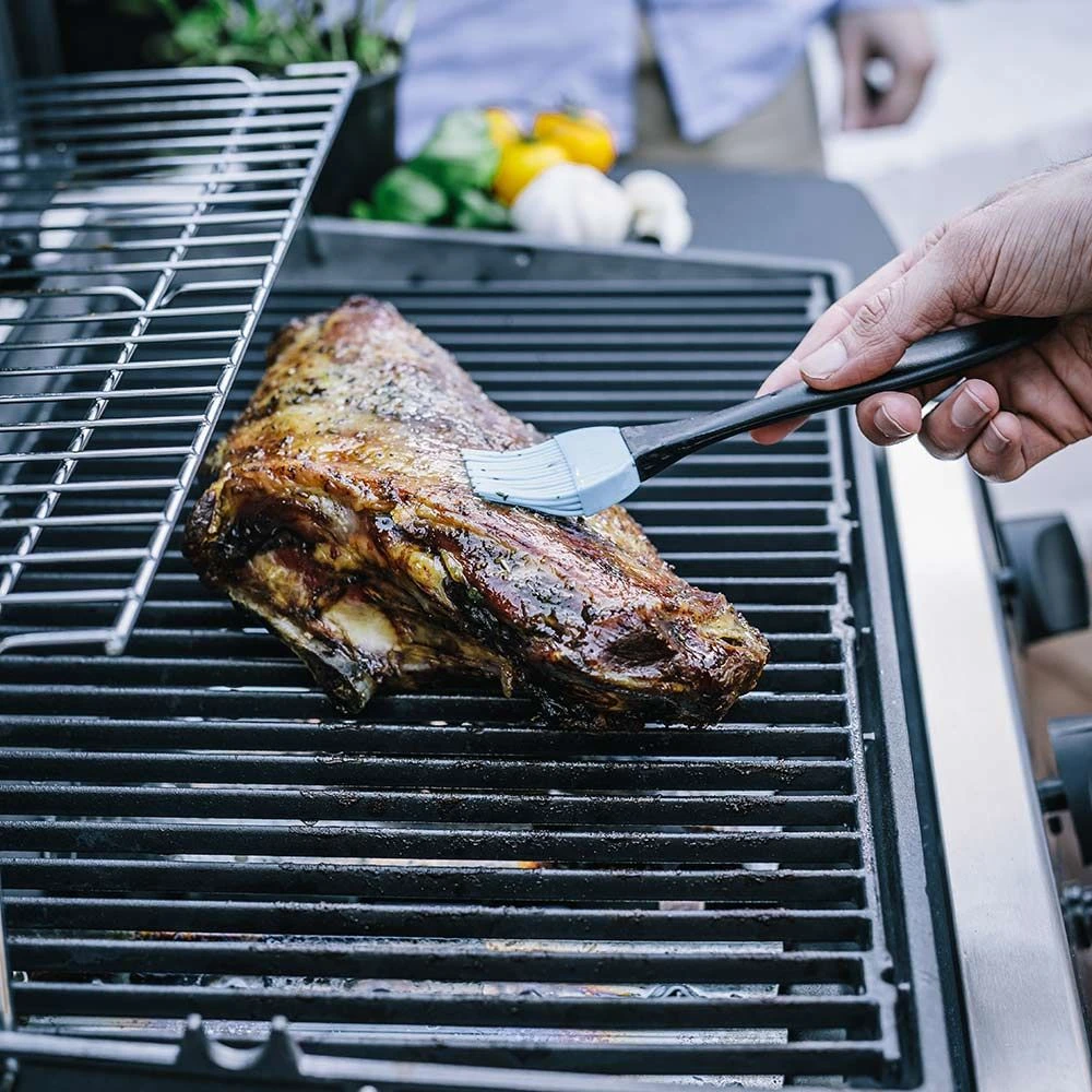 Broil King 952654 Porta-Chef 320 3-Burner Portable Grill, 24-Inches, Propane - Image 5